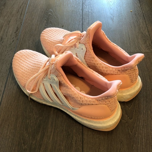 Adidas Ultraboost Women’s 7 - Picture 3 of 6